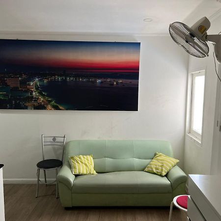 Galaxy Suites Pattaya Extérieur photo